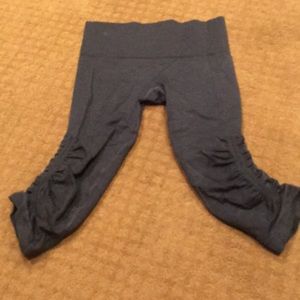 Lululemon crops